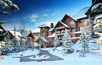 Bachelor Gulch Village