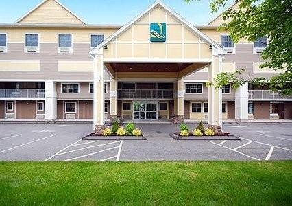 Quality Inn &amp; Suites Evergreen Hotel