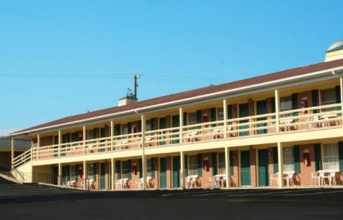 Harvest Drive Family Inn