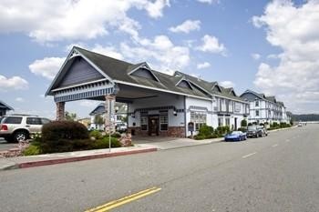 Best Western Plus Bayshore Inn