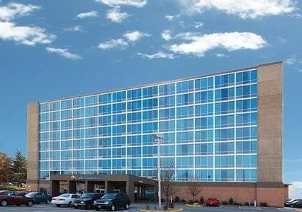 Comfort Inn &amp; Suites Omaha Central