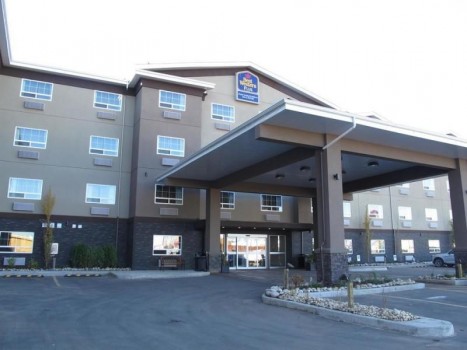 Best Western Plus Fort Saskatchewan Inn &amp; Suites