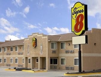 Super 8 Bloomfield