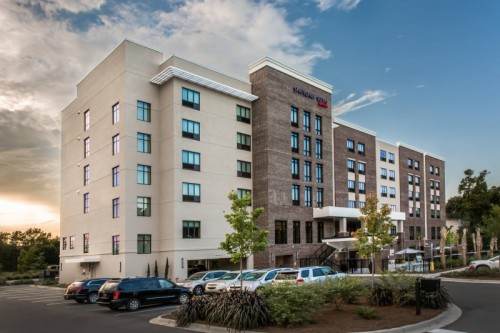 chsmt-exterior-0001-hor-clsc