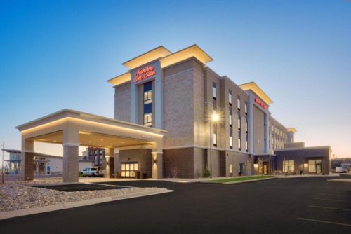 hamptoninnsuitesIDARXHX