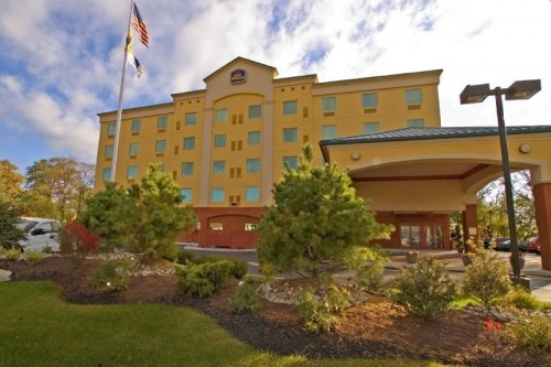 BEST WESTERN Riverview Inn &amp; Suites