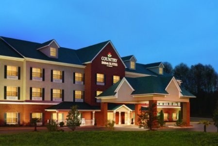 Country Inns &amp; Suites Fairburn