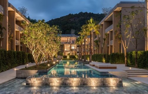 hiltonhkttmlxexterior