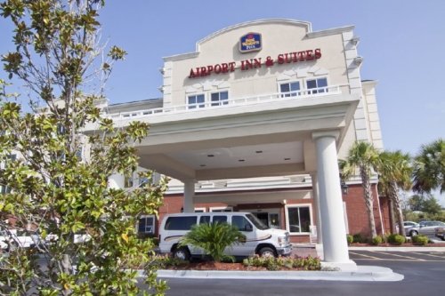 Best Western PLUS Airport Inn &amp; Suites