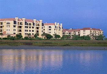 Marriott&#039;s Harbour Point and Sunset Pointe at Shelter Cove
