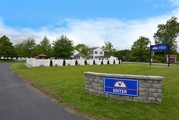 Americas Best Value Inn &amp; Cottages