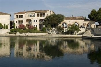 Pierre &amp; VacancesVillage Club Pont Royal en Provence