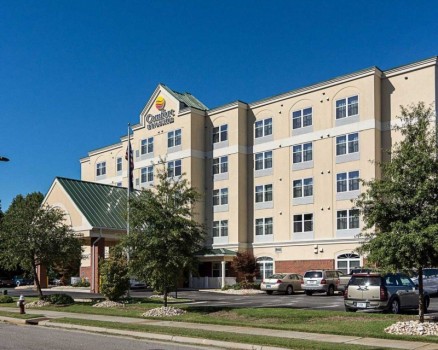 Comfort Inn &amp; Suites Virginia Beach - Norfolk Airport