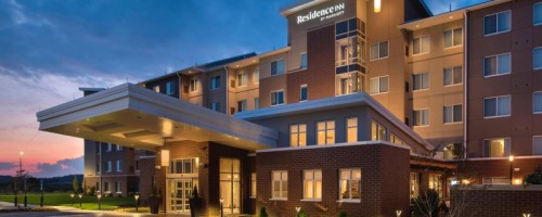 lnsri-exterior-1356-hor-feat