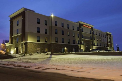 Hampton Inn &amp; Suites Bismarck Northwest