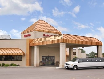 Ramada Hotel And Suites Sioux Falls Airport