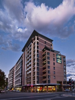 Meriton Serviced Apartments - Parramatta