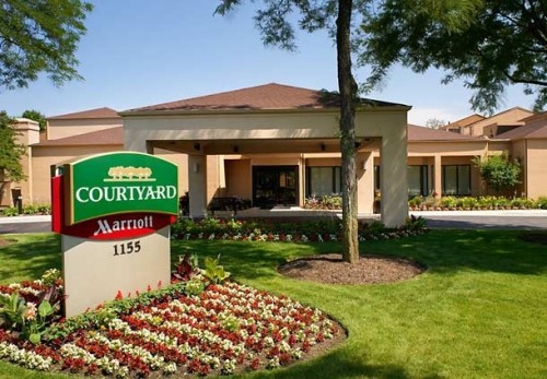 Courtyard Chicago Naperville