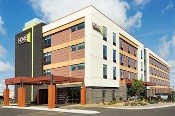 Home2 Suites Fargo