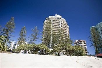 Mantra Coolangatta Beach