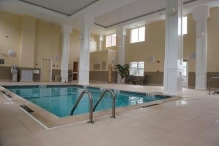 Country Inns &amp; Suites Manchester Airport