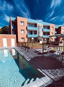 Quest Rosehill Serviced Apts