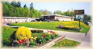 Budget Host Crestview Inn