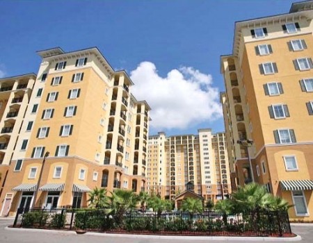 Lake Buena Vista Resort Village and Spa, a staySky Hotel &amp; Resort Near Disney