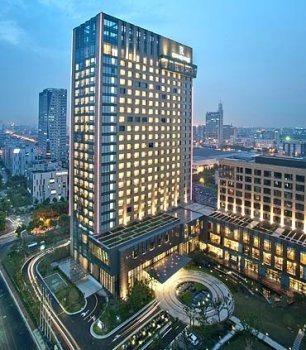Renaissance Shanghai Caohejing Hotel