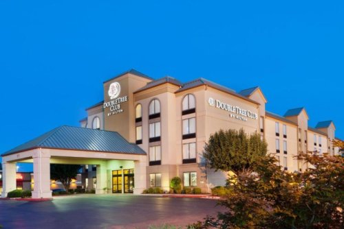 doubletreeclubspringdale