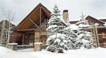 Bear Creek Lodge