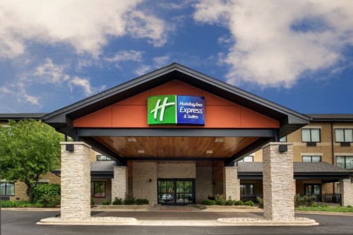 Holiday Inn Express &amp; Suites Aurora - Naperville
