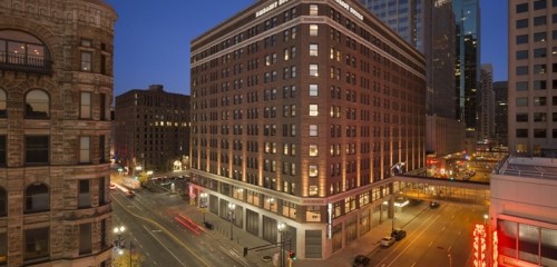 Embassy Suites Minneapolis Downtown