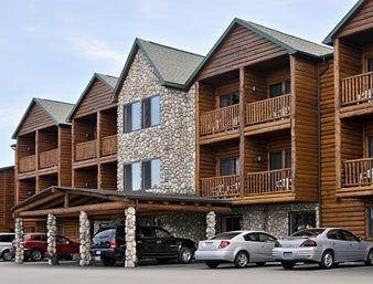 Super 8 Mackinaw City/Bridgeview Area