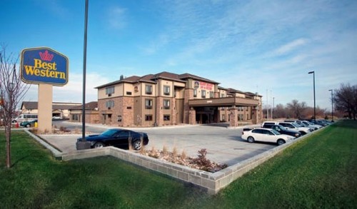 Best Western PLUS Grand Island Inn &amp; Suites