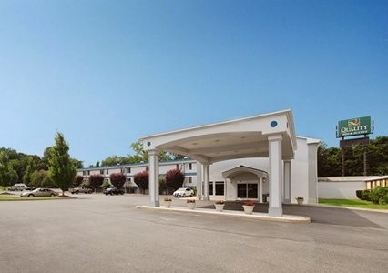 Quality Inn &amp; Suites Danbury