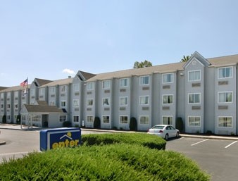 Microtel Inn &amp; Suites by Wyndham--Charleston