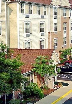 Sonesta Simply Suites Falls Church