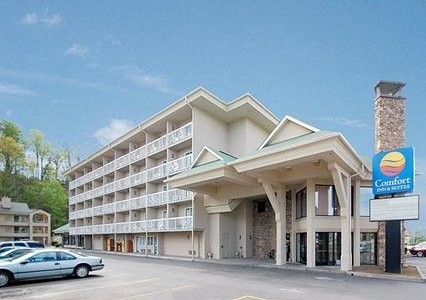 Comfort Inn &amp; Suites at Dollywood Lane